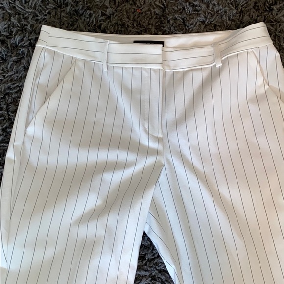 White and black Express columnist ankle pant - Picture 2 of 3